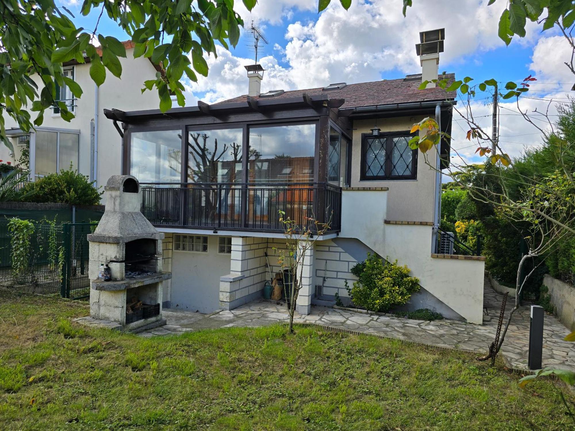 Maison Paris, Vallee Village, Disney & Asterix Chelles  Zewnętrze zdjęcie